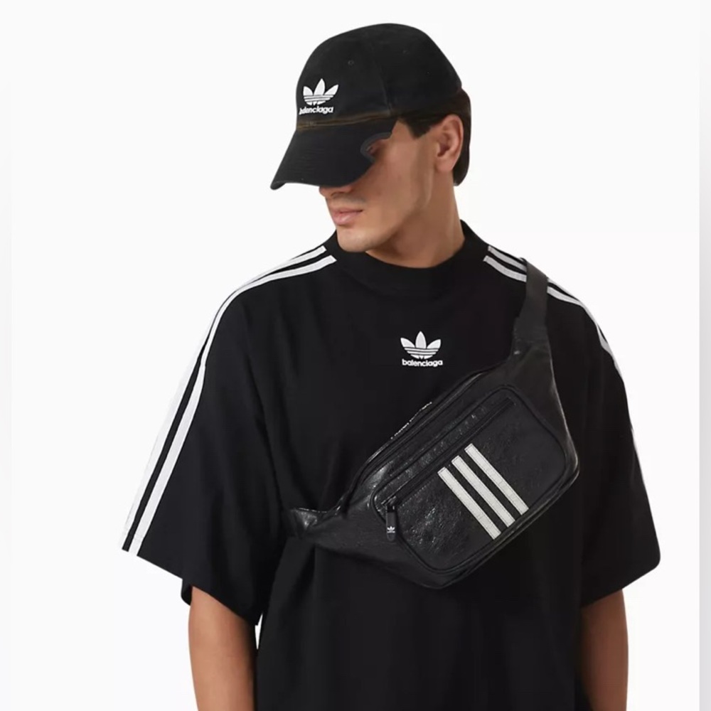 BALENCIAGA x ADIDAS Black Belt Bag Fanny Pack!
